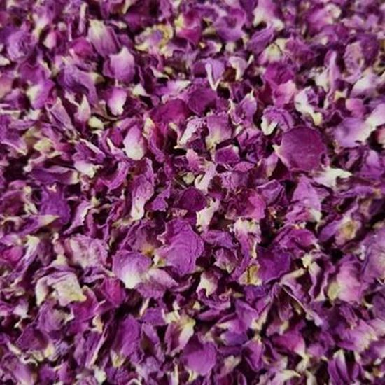 Damask Rose Petals की तस्वीर