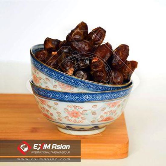 تصویر کا Iranian Fresh & Dried Dates