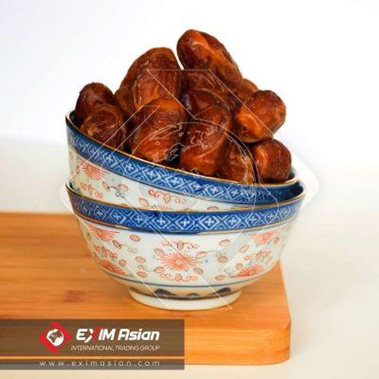 تصویر کا Iranian Fresh & Dried Dates